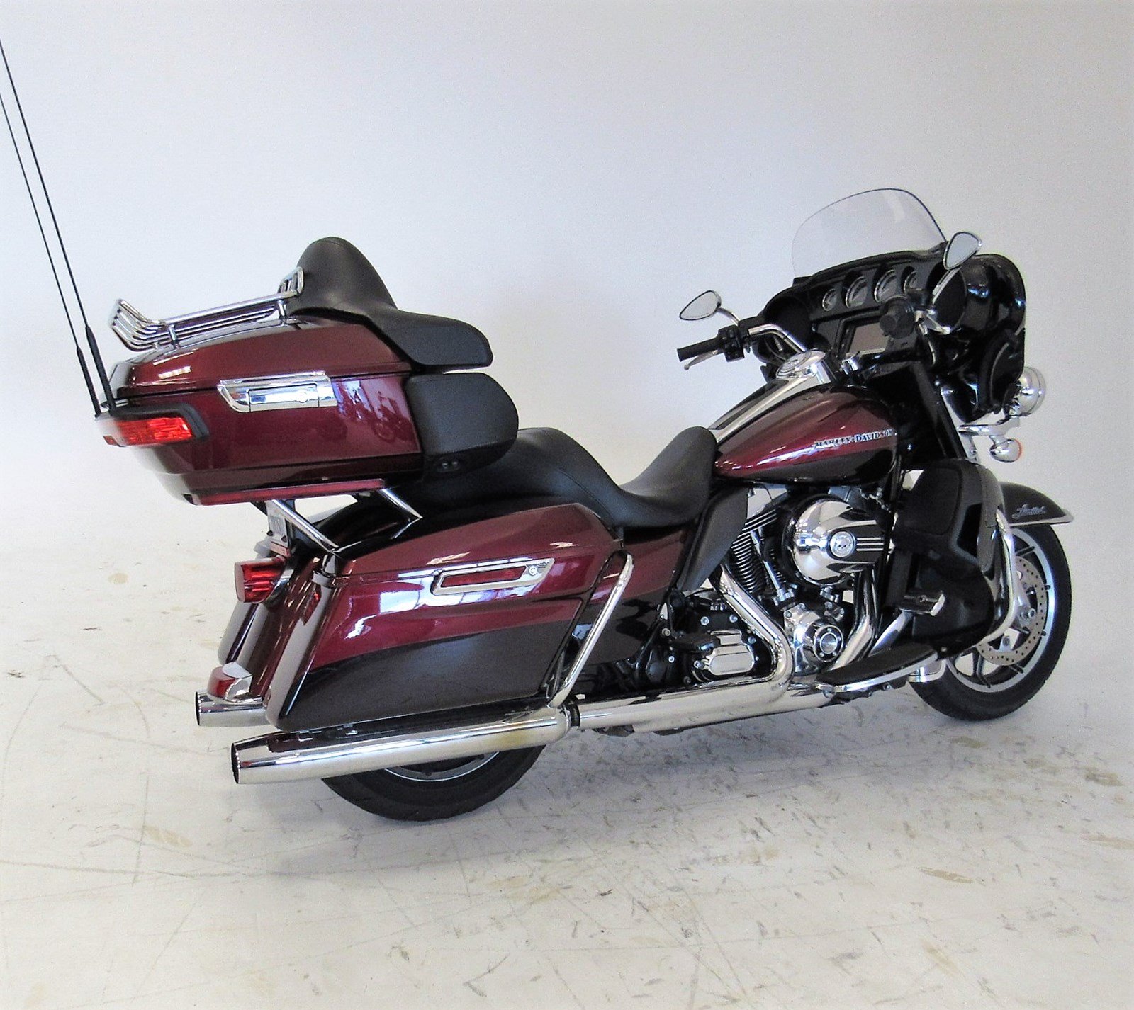 harley ultra limited low