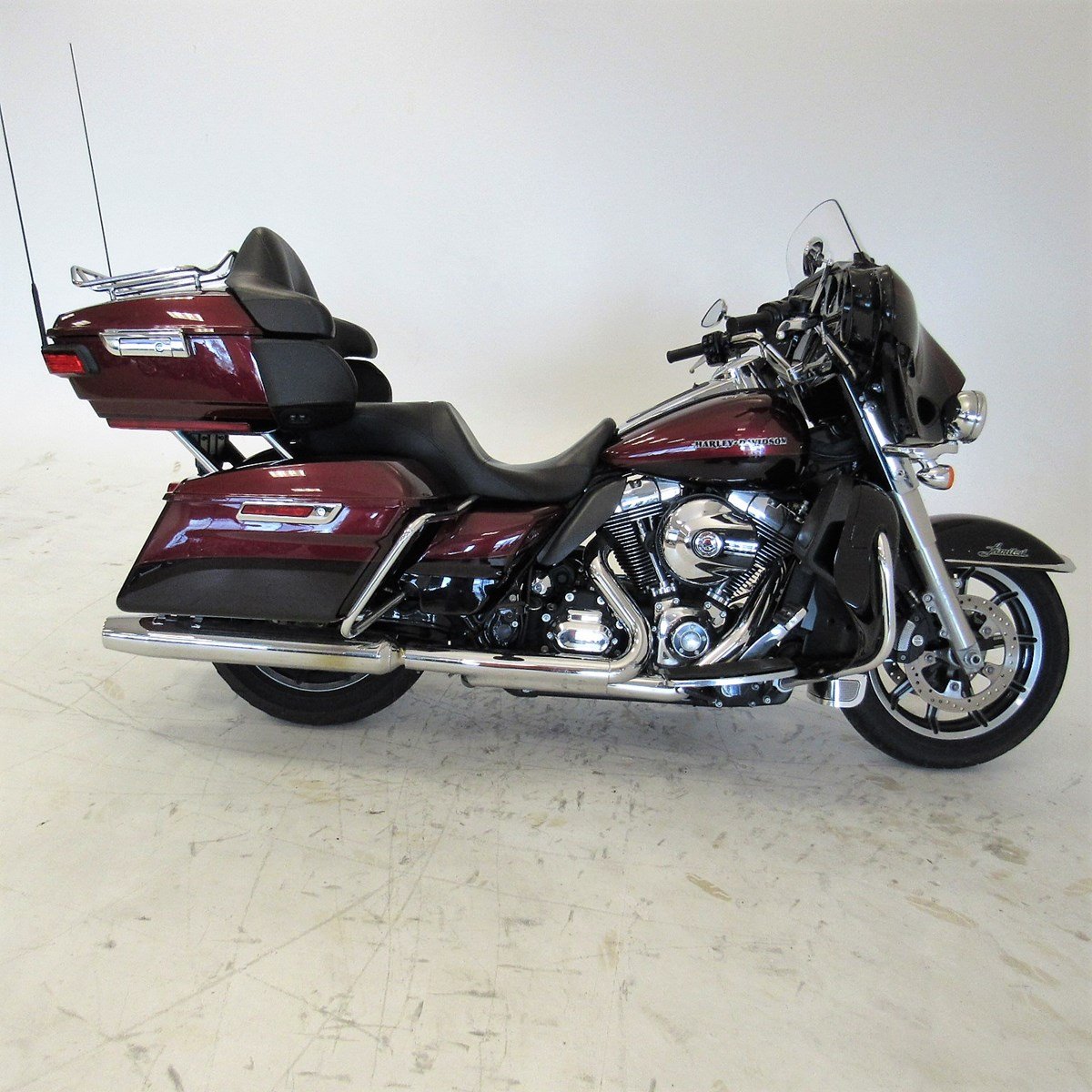 harley ultra limited low