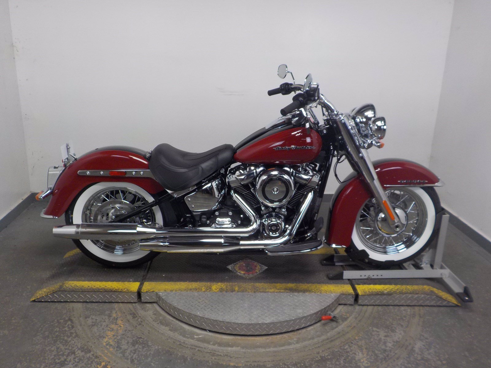 New 2020 Harley-Davidson Softail Deluxe FLDE Softail in ...